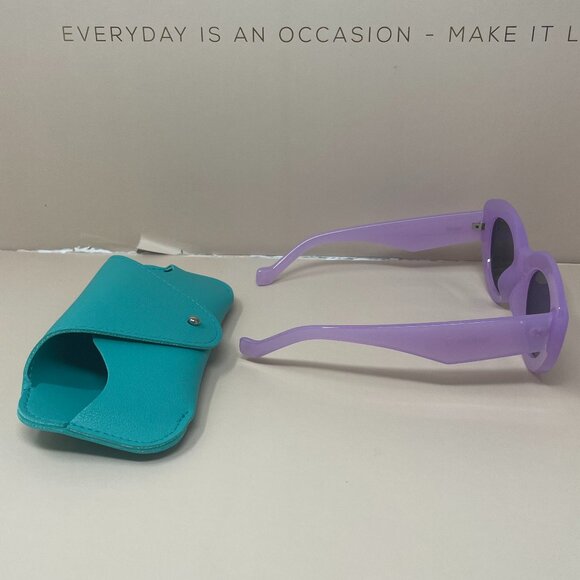 Minue | Karina Sunglasses in Lilac - Picture 4 of 5